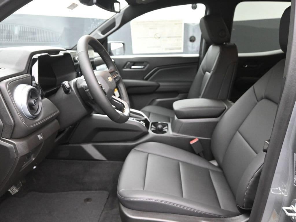 new 2026 Chevrolet Colorado car, priced at $43,325