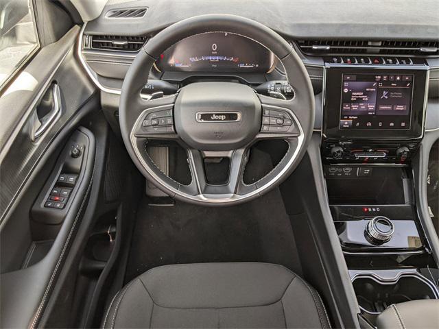 new 2025 Jeep Grand Cherokee car, priced at $34,625