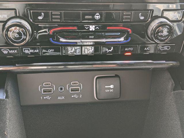 new 2025 Jeep Grand Cherokee L car, priced at $37,439