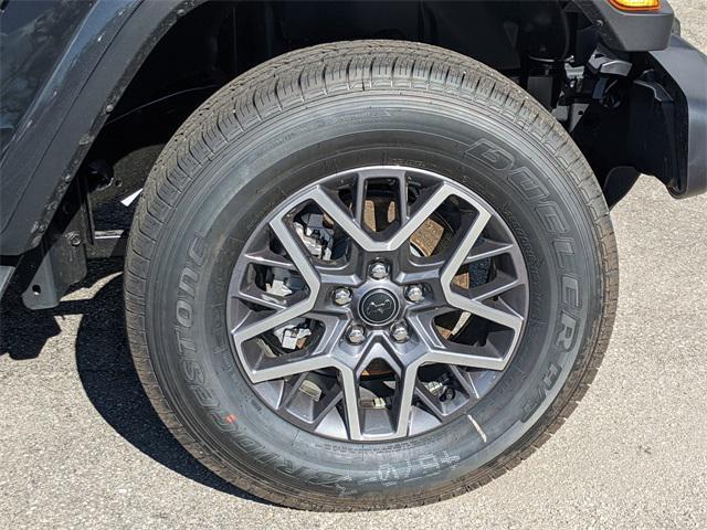 new 2025 Jeep Wrangler car, priced at $47,315