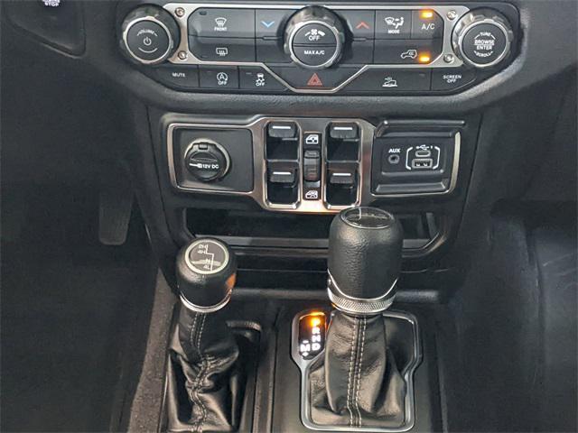 new 2026 Jeep Gladiator car, priced at $42,740