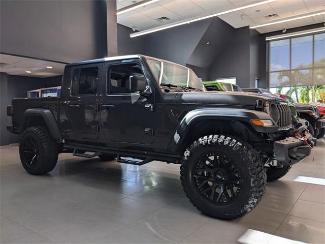new 2026 Jeep Gladiator car, priced at $42,740