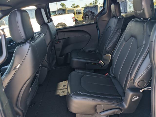 new 2026 Chrysler Pacifica car, priced at $43,285