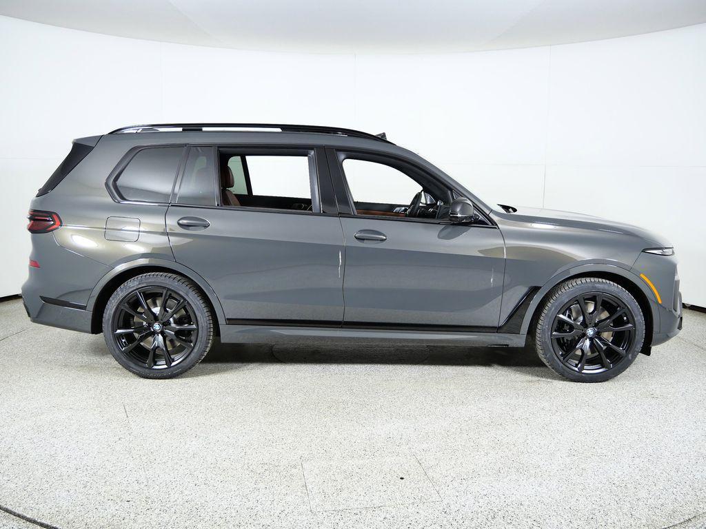 new 2026 BMW X7 car, priced at $136,110