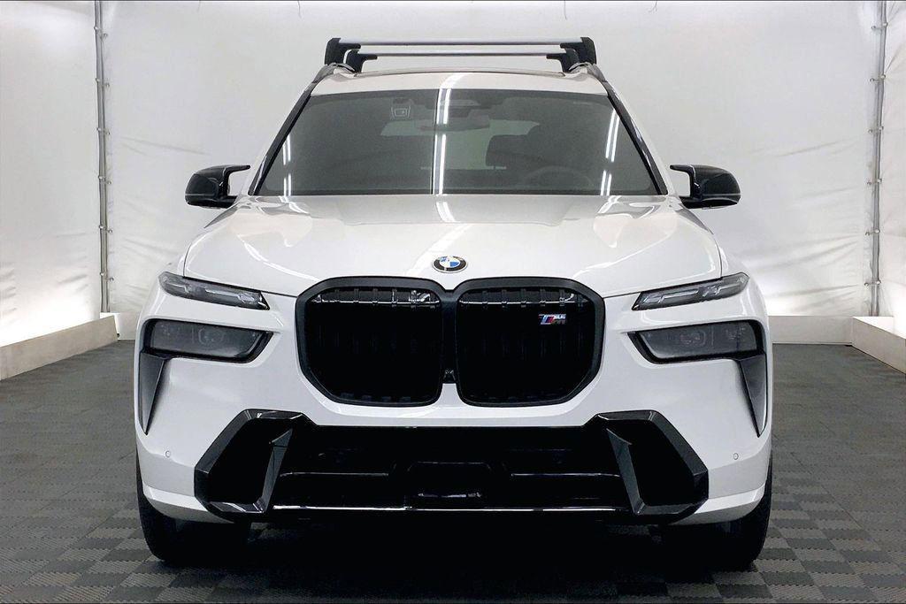 new 2026 BMW X7 car, priced at $127,505