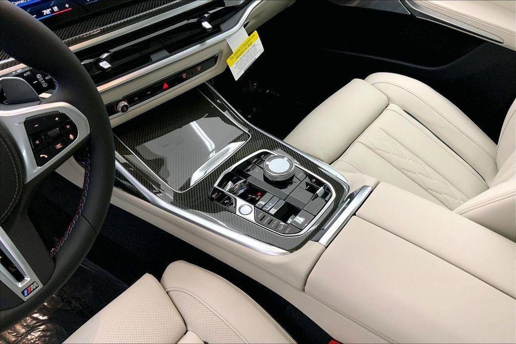 new 2026 BMW X7 car, priced at $136,095