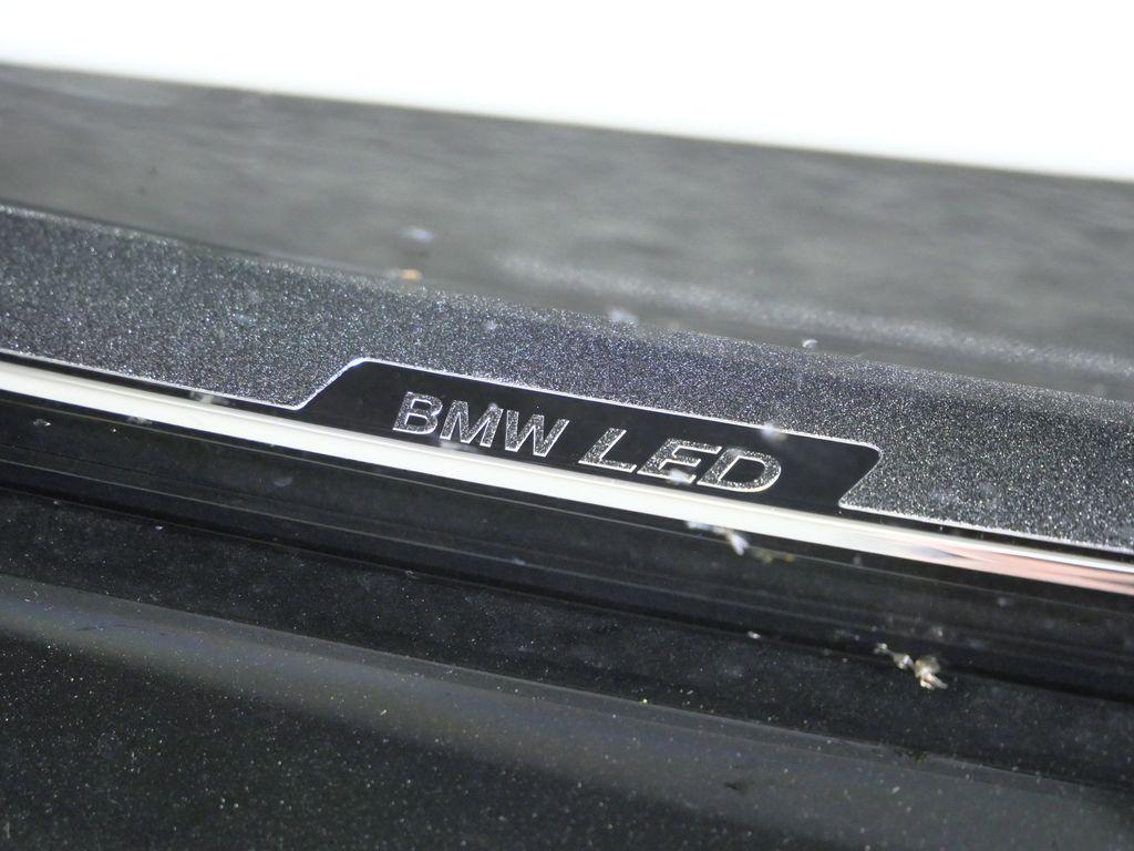 new 2025 BMW 760 car, priced at $127,325