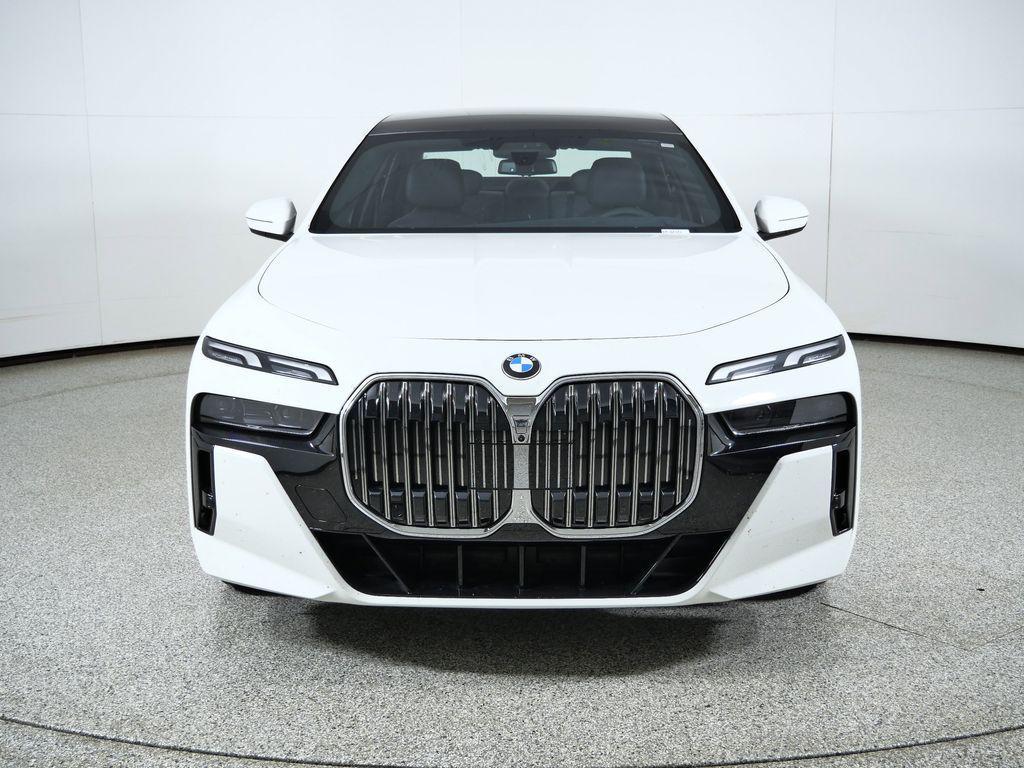 new 2025 BMW 760 car, priced at $127,325
