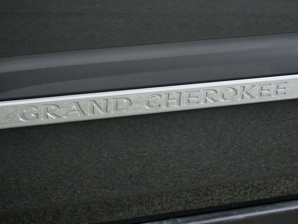 used 2011 Jeep Grand Cherokee car, priced at $8,300