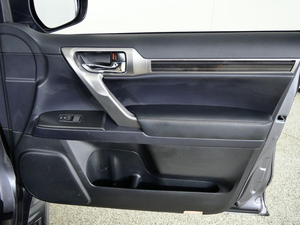 used 2023 Lexus GX 460 car, priced at $57,000