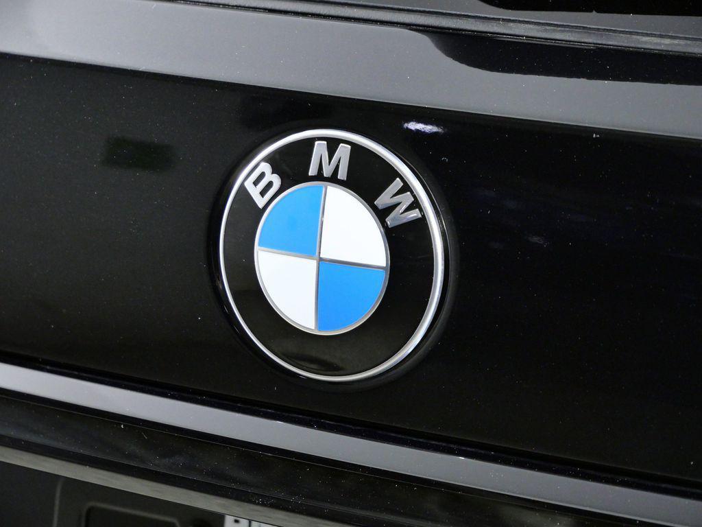 new 2026 BMW X7 car, priced at $104,460