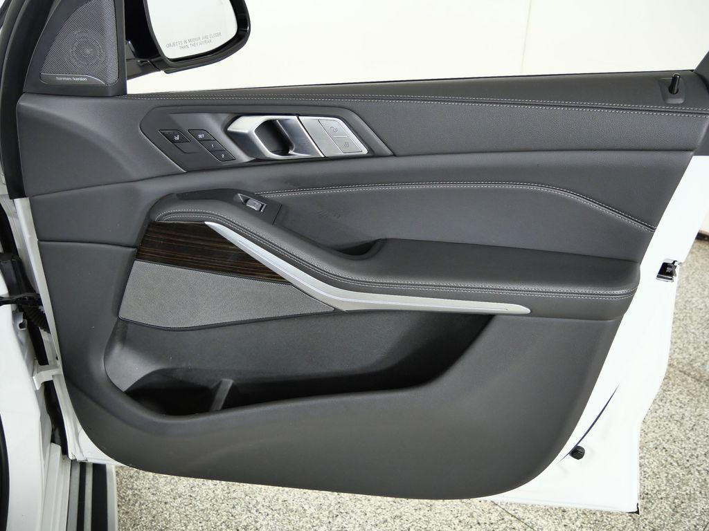 used 2019 BMW X7 car, priced at $31,400