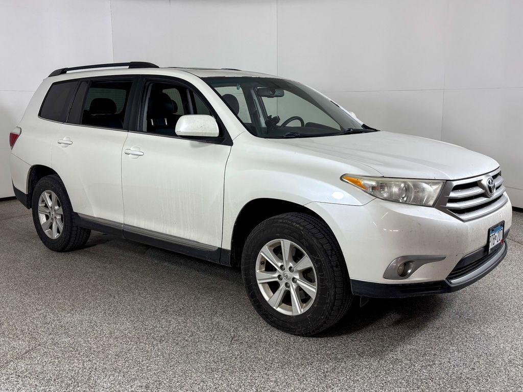 used 2011 Toyota Highlander car, priced at $9,600