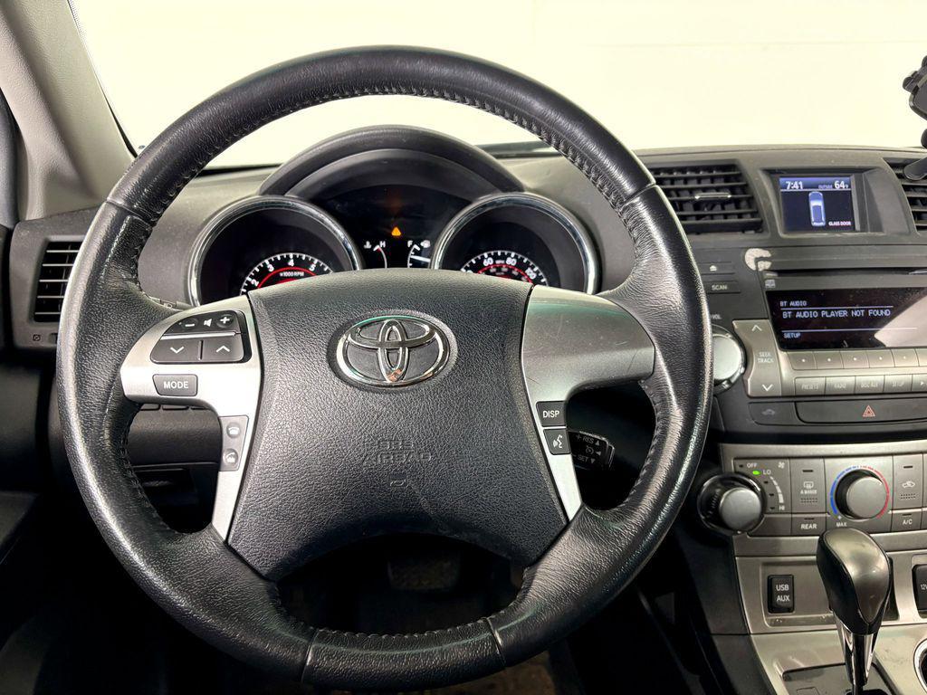 used 2011 Toyota Highlander car, priced at $9,600