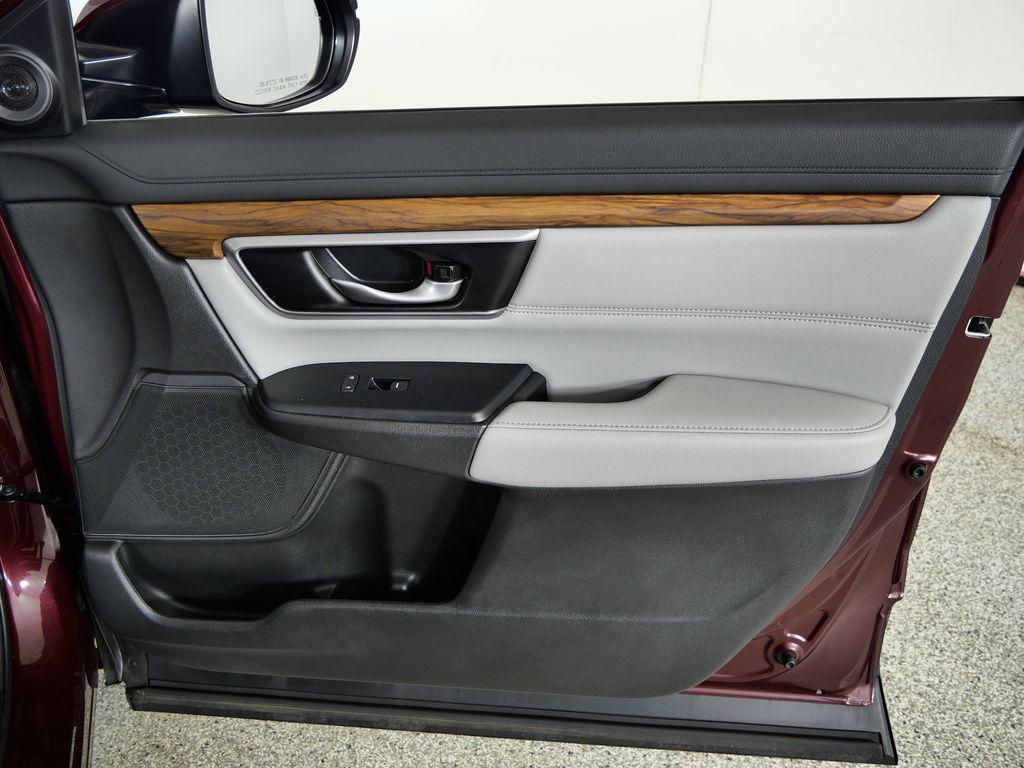 used 2018 Honda CR-V car, priced at $23,800