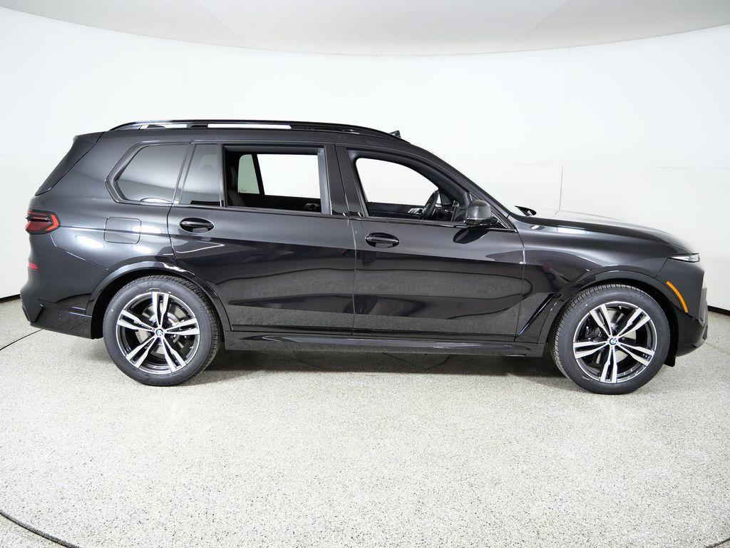 new 2026 BMW X7 car, priced at $102,940