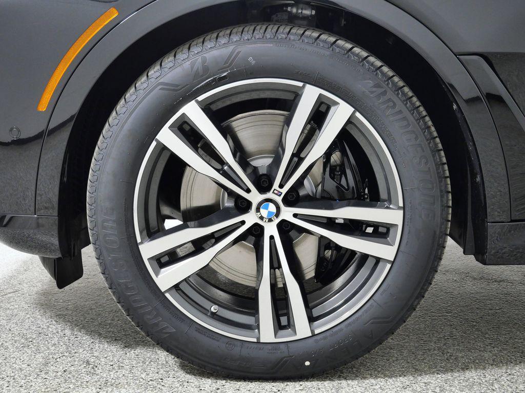 new 2026 BMW X7 car, priced at $102,940