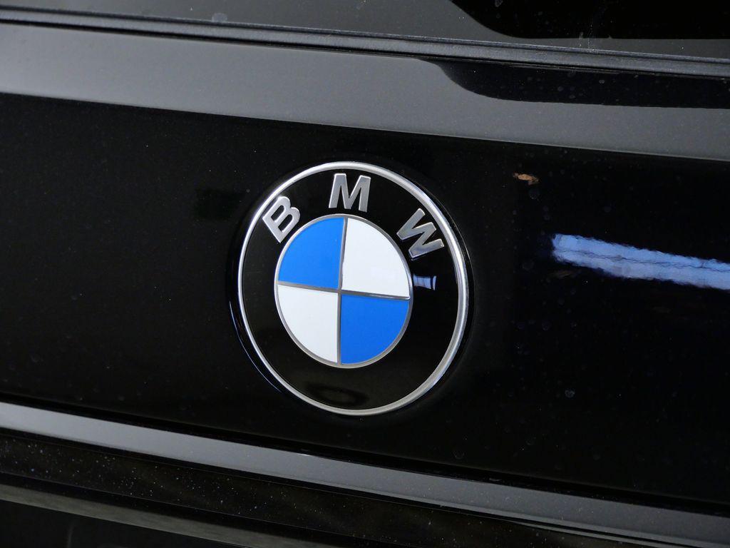 new 2026 BMW X7 car, priced at $102,940