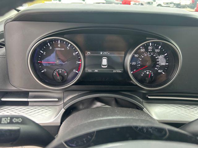 used 2024 Kia Carnival car, priced at $30,000