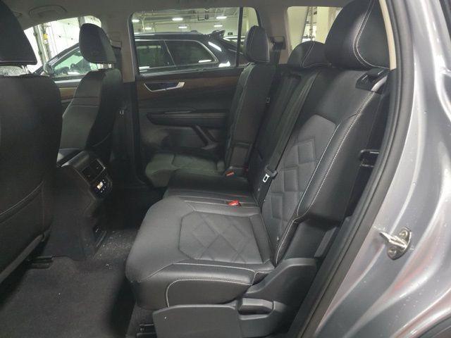 used 2025 Volkswagen Atlas car, priced at $31,260