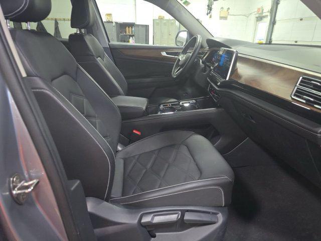 used 2025 Volkswagen Atlas car, priced at $31,260