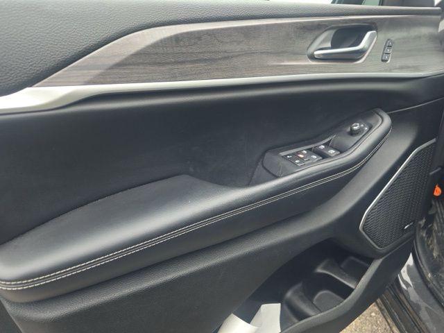 used 2022 Jeep Grand Cherokee 4xe car, priced at $24,492