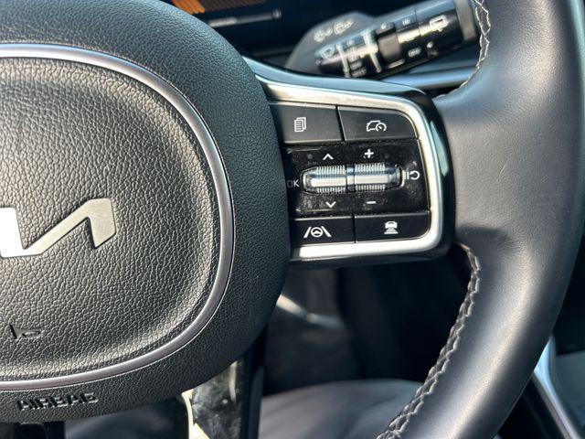 used 2024 Kia Sorento car, priced at $25,974