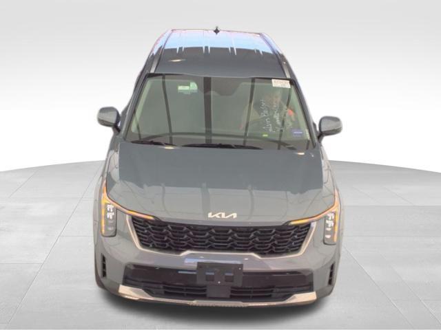 used 2024 Kia Sorento car, priced at $27,987