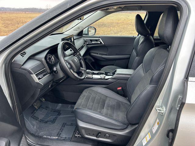 used 2025 Mitsubishi Outlander car, priced at $24,416