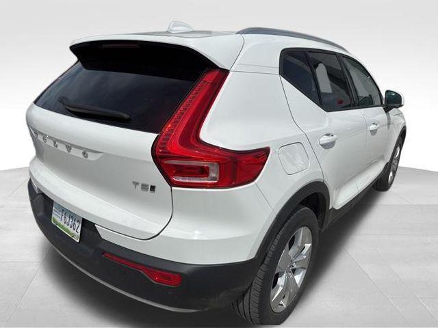 used 2020 Volvo XC40 car, priced at $19,165