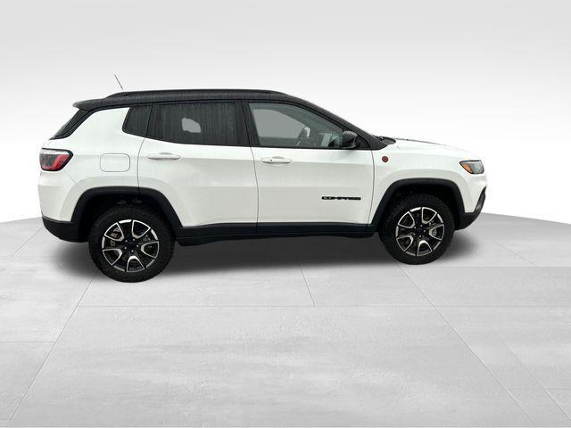 used 2024 Jeep Compass car, priced at $21,812