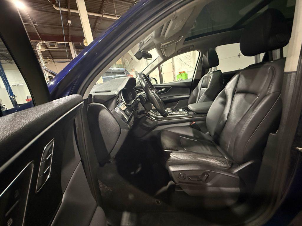 used 2021 Audi Q7 car, priced at $19,495