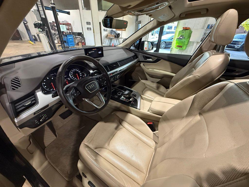 used 2018 Audi Q7 car, priced at $14,295