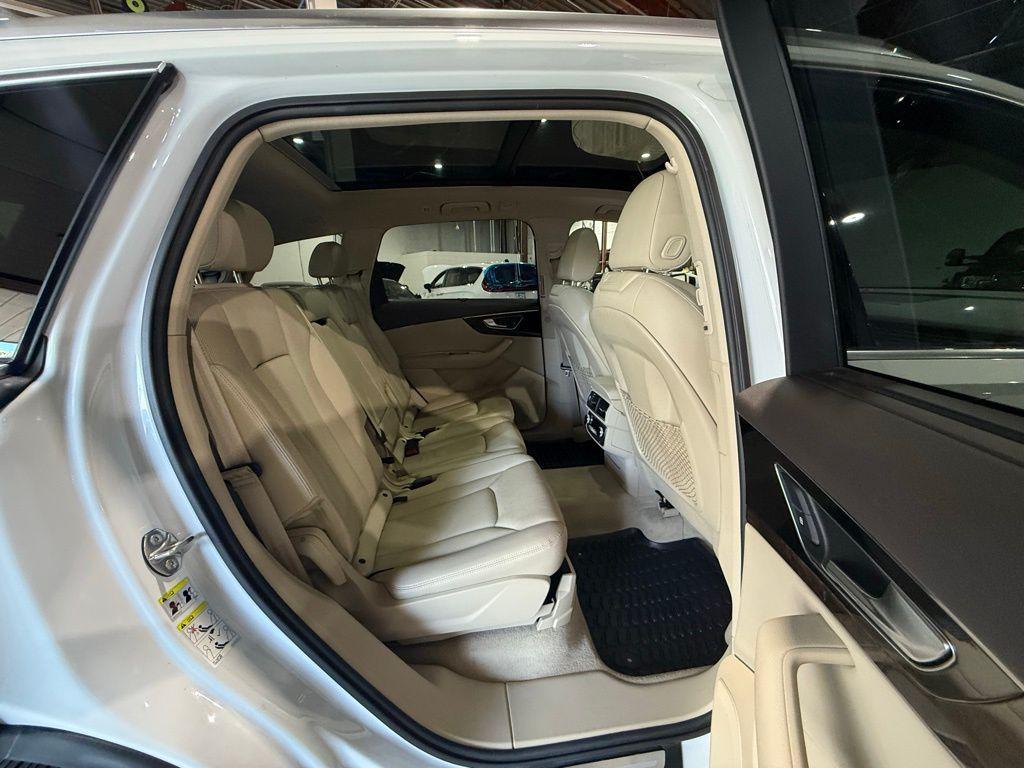 used 2017 Audi Q7 car, priced at $13,795