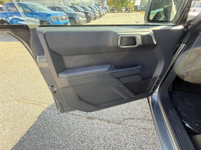 new 2025 Ford Bronco car, priced at $40,200