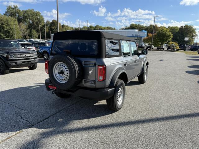 new 2025 Ford Bronco car, priced at $39,595