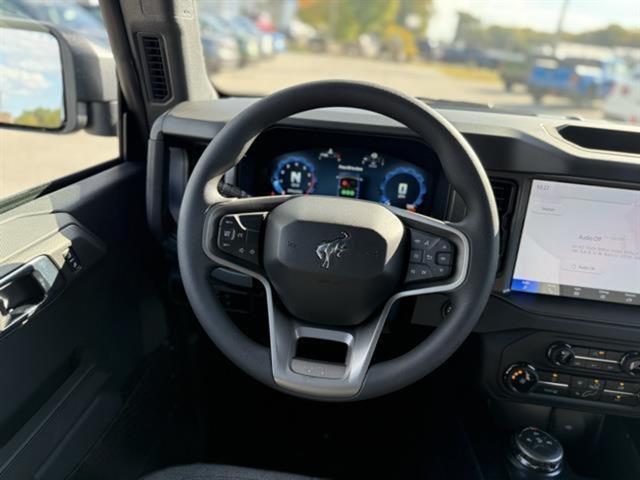 new 2025 Ford Bronco car, priced at $40,200