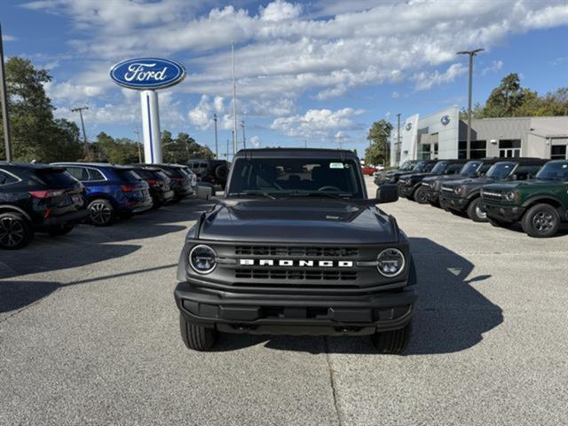 new 2025 Ford Bronco car, priced at $39,595