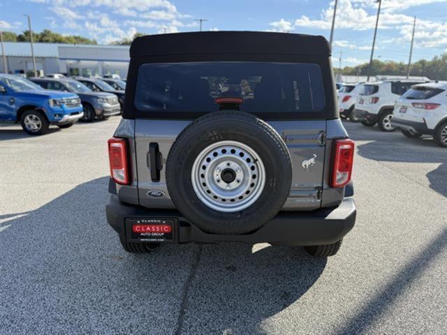 new 2025 Ford Bronco car, priced at $40,200