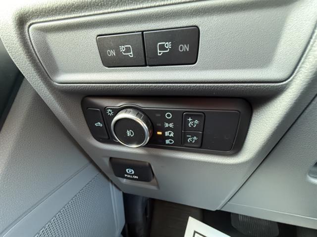 used 2022 Ford F-150 car, priced at $33,990