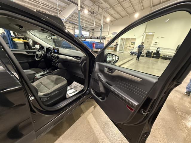 used 2022 Ford Escape car, priced at $22,990