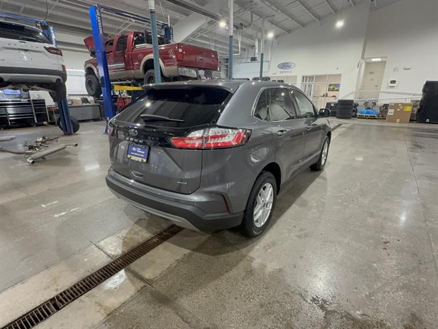 used 2022 Ford Edge car, priced at $25,438