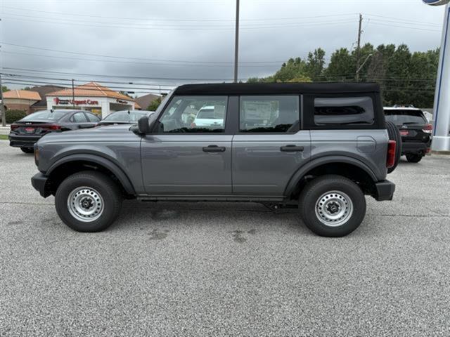 new 2025 Ford Bronco car, priced at $40,900