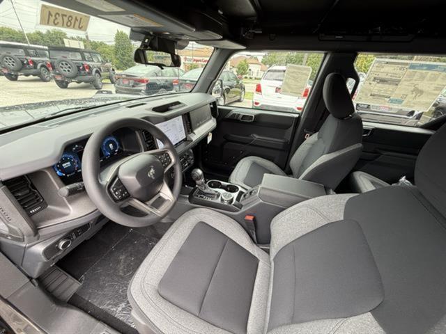 new 2025 Ford Bronco car, priced at $40,900