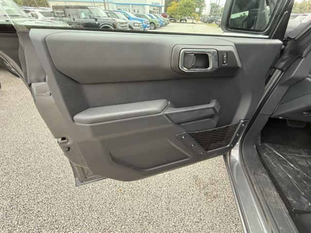 new 2025 Ford Bronco car, priced at $42,800