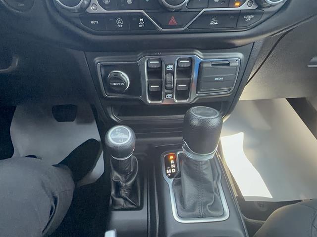 used 2022 Jeep Wrangler Unlimited car, priced at $24,438
