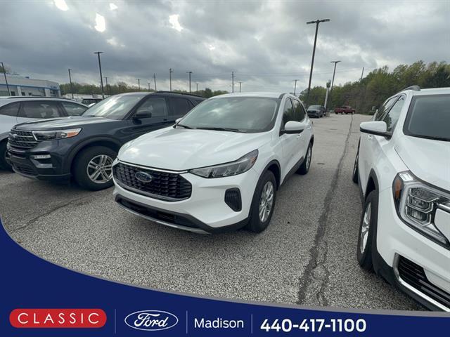 used 2023 Ford Escape car, priced at $25,438