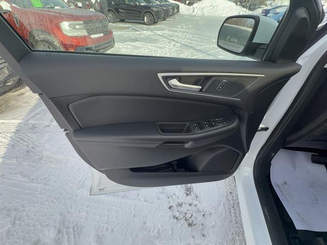 used 2023 Ford Edge car, priced at $23,438