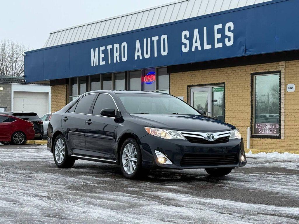 used 2014 Toyota Camry Hybrid car, priced at $9,999