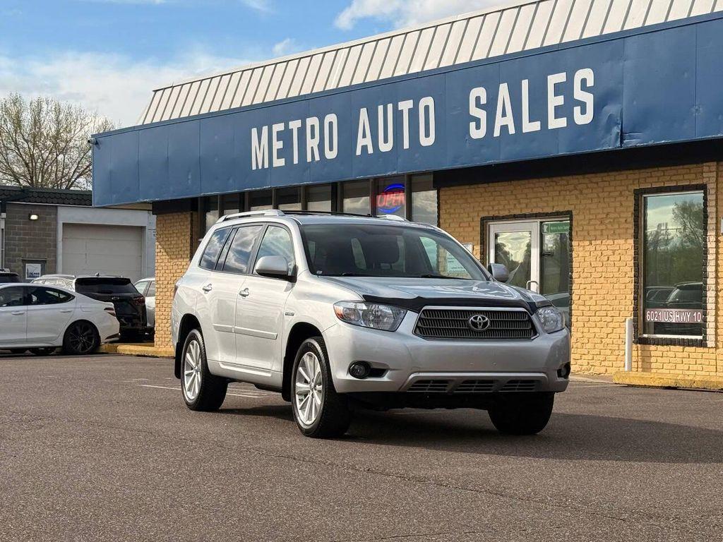 used 2010 Toyota Highlander Hybrid car, priced at $12,999